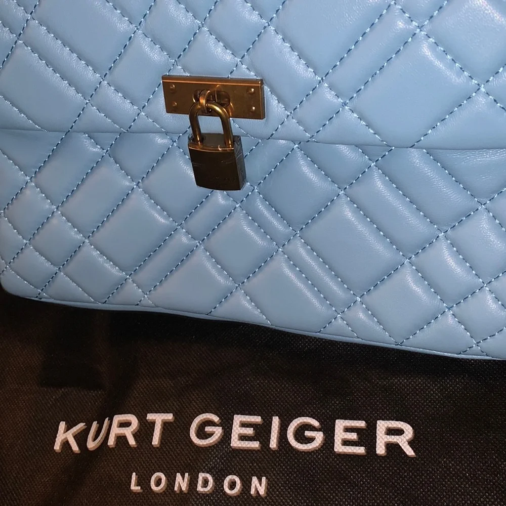 NWT Kurt Geiger London brixton lock a quilted leather adjustable shoulderstrap